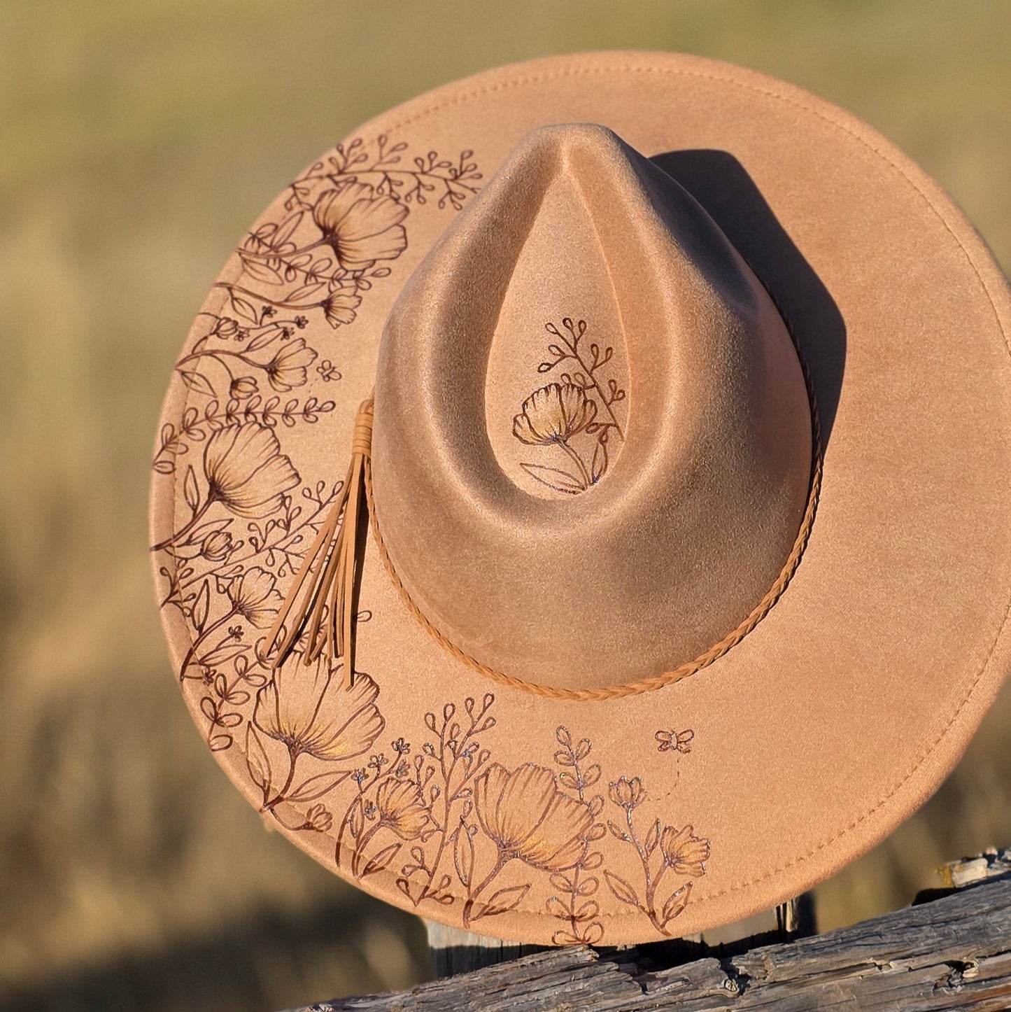 Golden Prairie Bloom (Flat Brim Style)